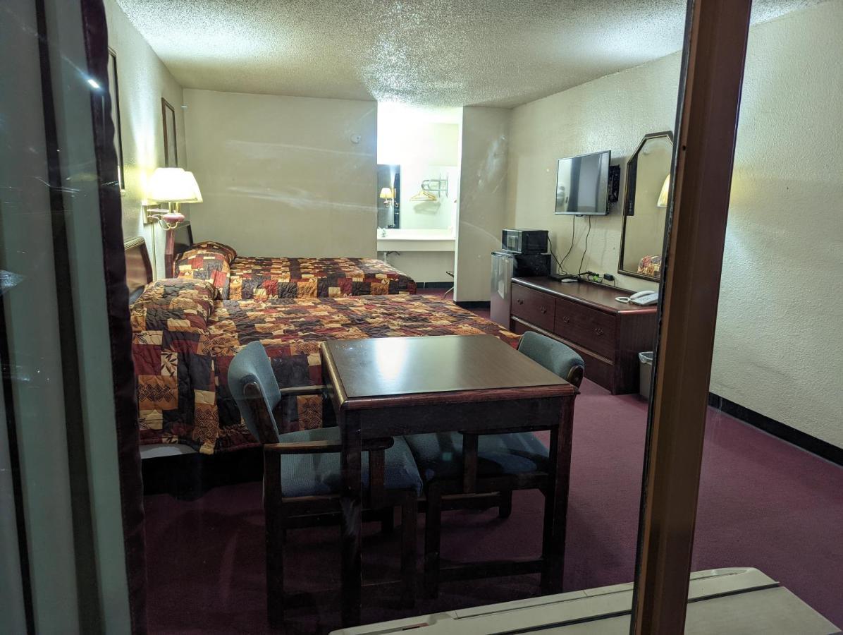 Mustang Luxury Inn المظهر الخارجي الصورة